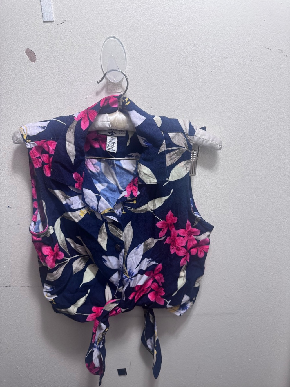 Caribbean Joe Navy Floral Tie-Front button up w/ Pink Flowers size s sleeveless